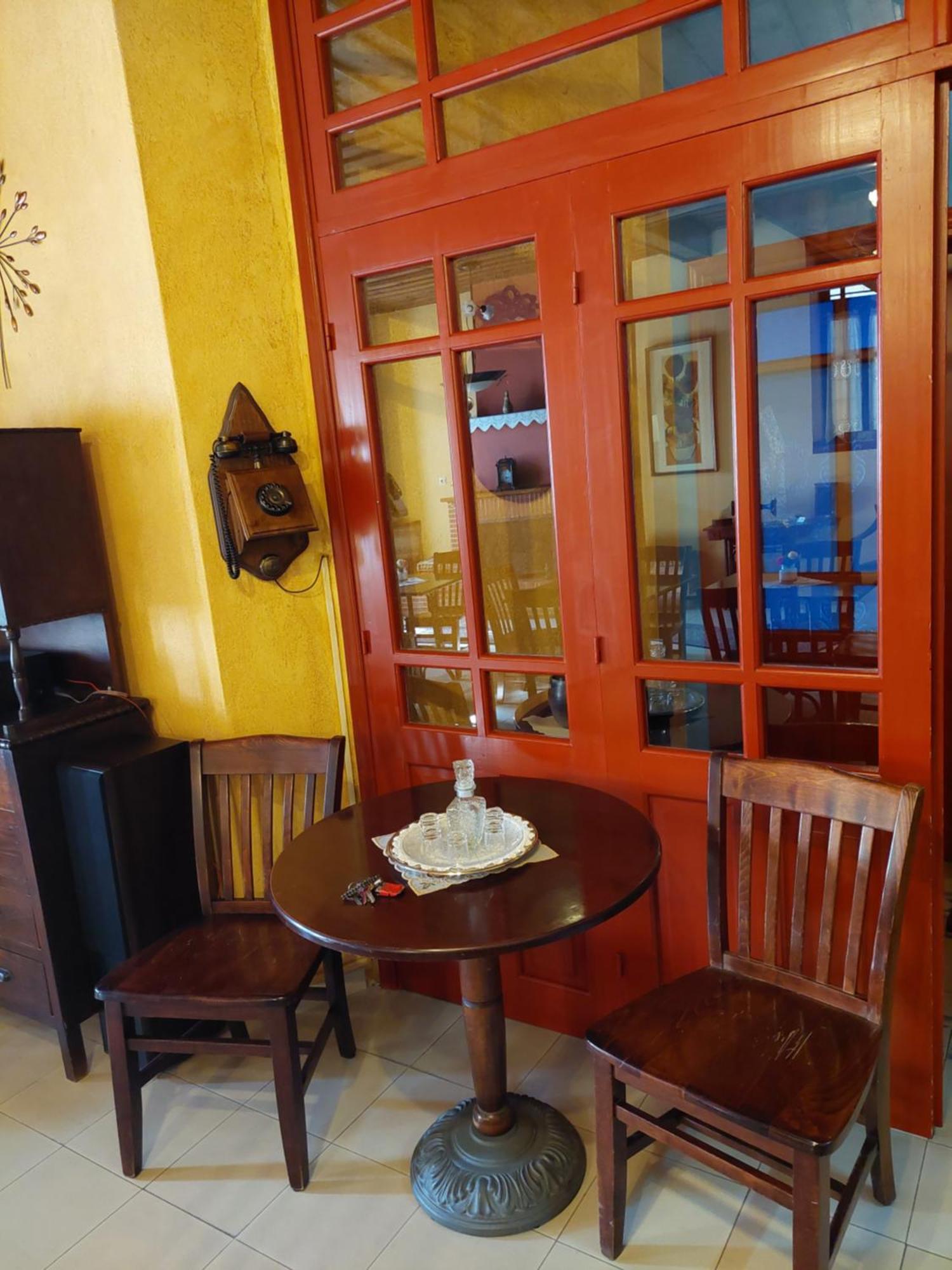 House Mitsiou Traditional Inn อาร์ไนยา ภายนอก รูปภาพ